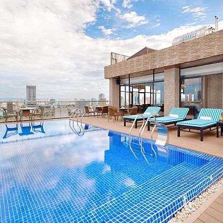 Diamond Beach Hotel Da Nang Exterior photo