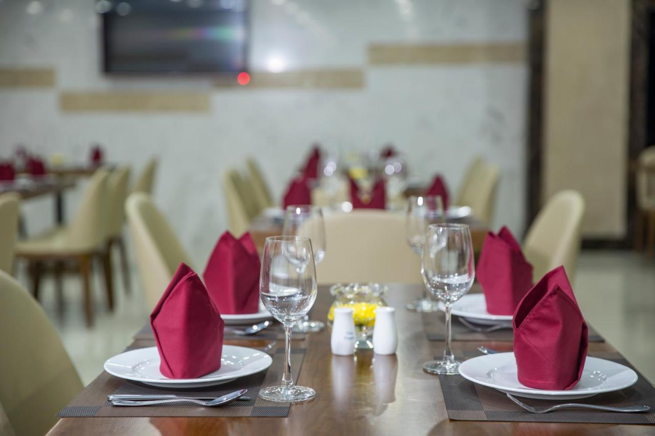 Diamond Beach Hotel Da Nang Exterior photo