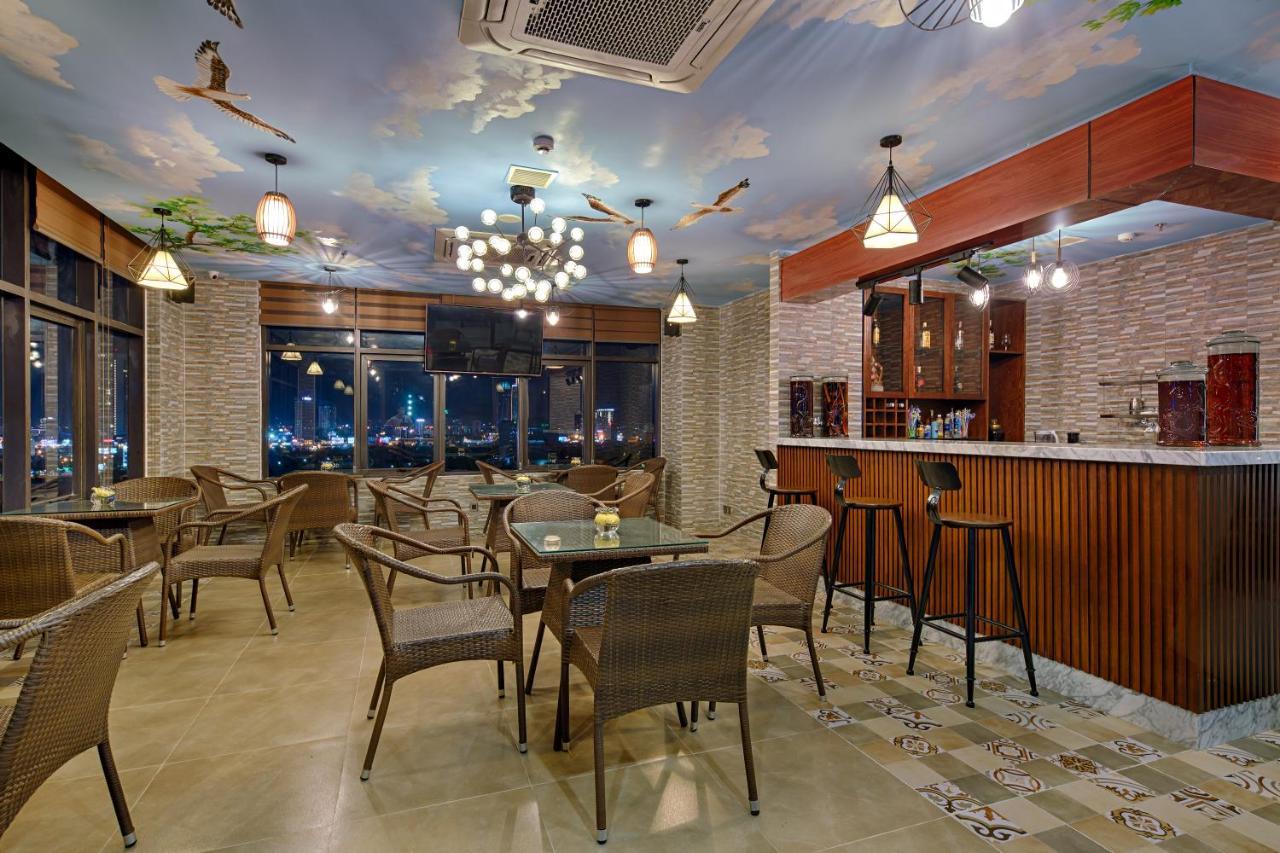 Diamond Beach Hotel Da Nang Exterior photo