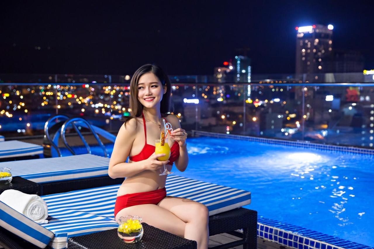 Diamond Beach Hotel Da Nang Exterior photo