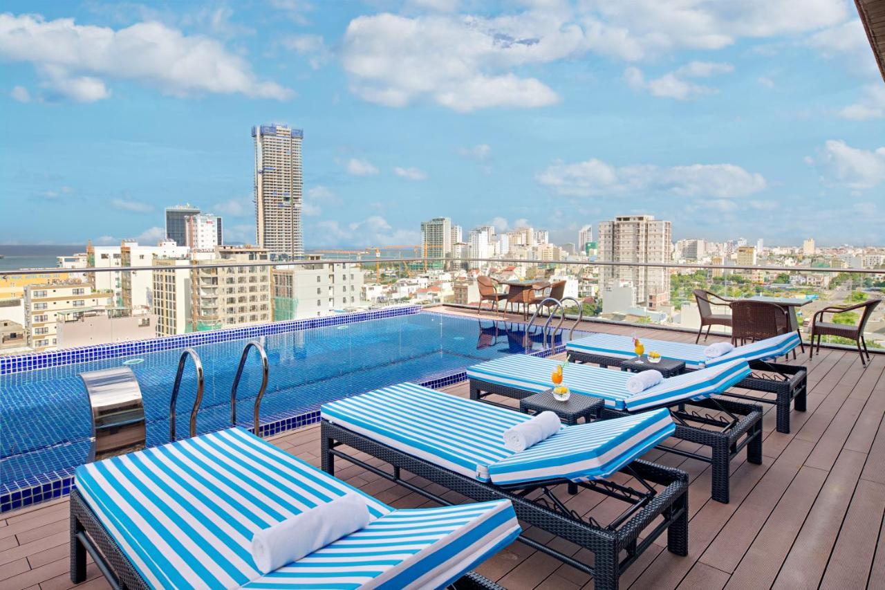 Diamond Beach Hotel Da Nang Exterior photo