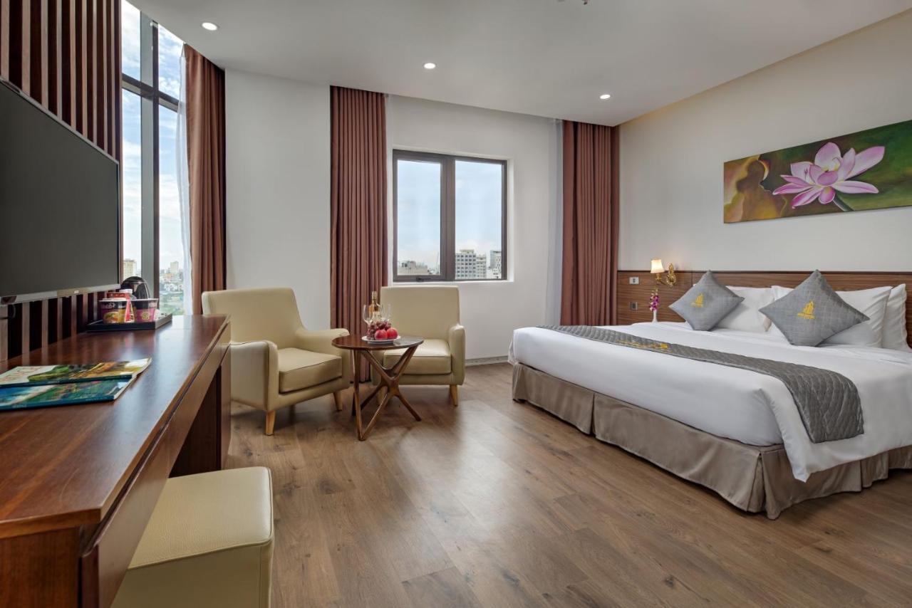Diamond Beach Hotel Da Nang Exterior photo